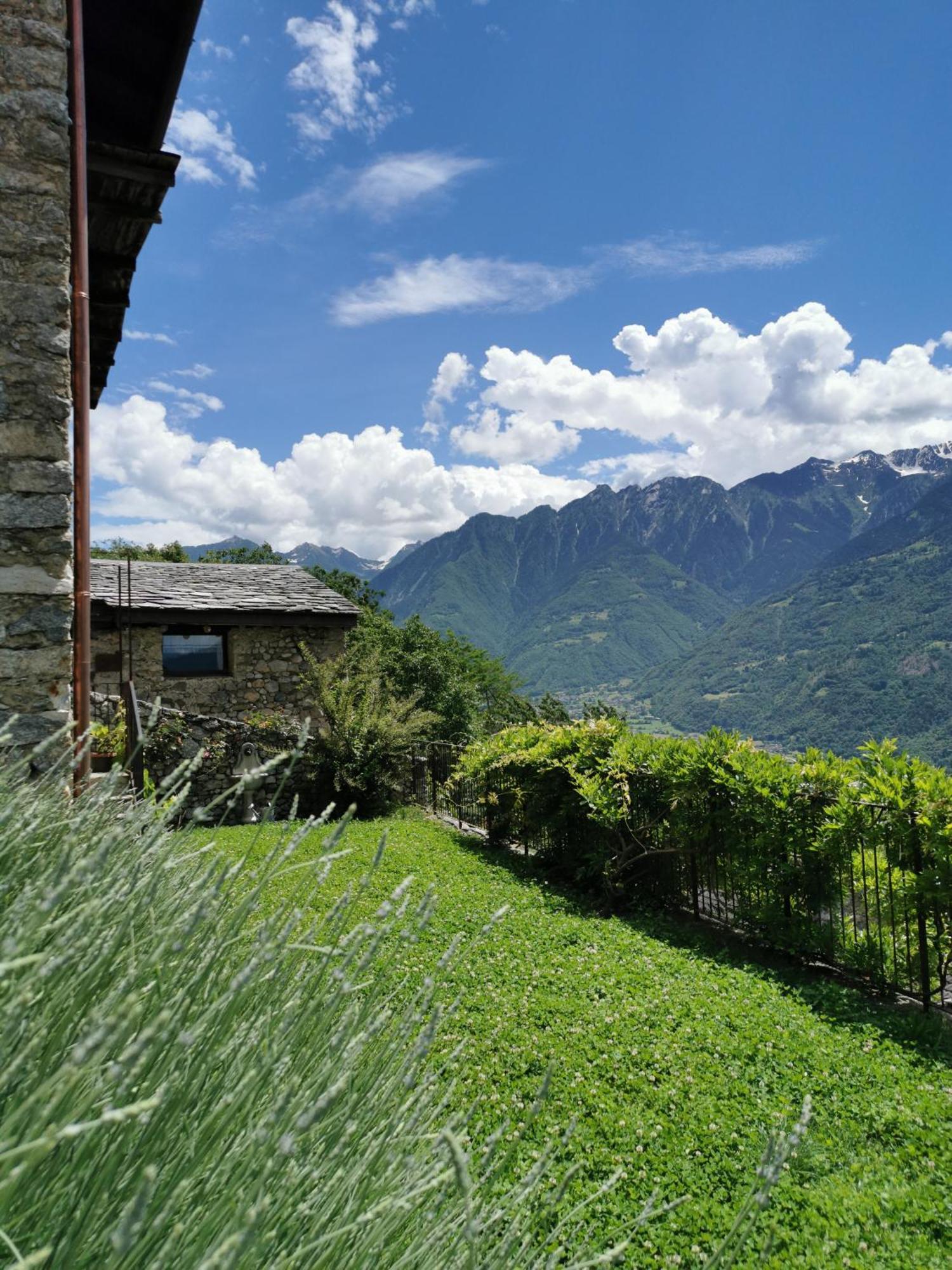 Borgo Selvapiana Villa Morbegno Exterior photo